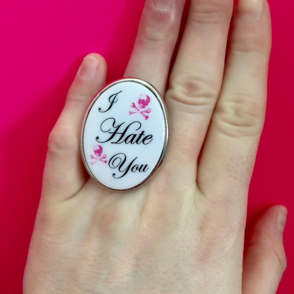 Tarina Tarantino “I Hate You” Ring